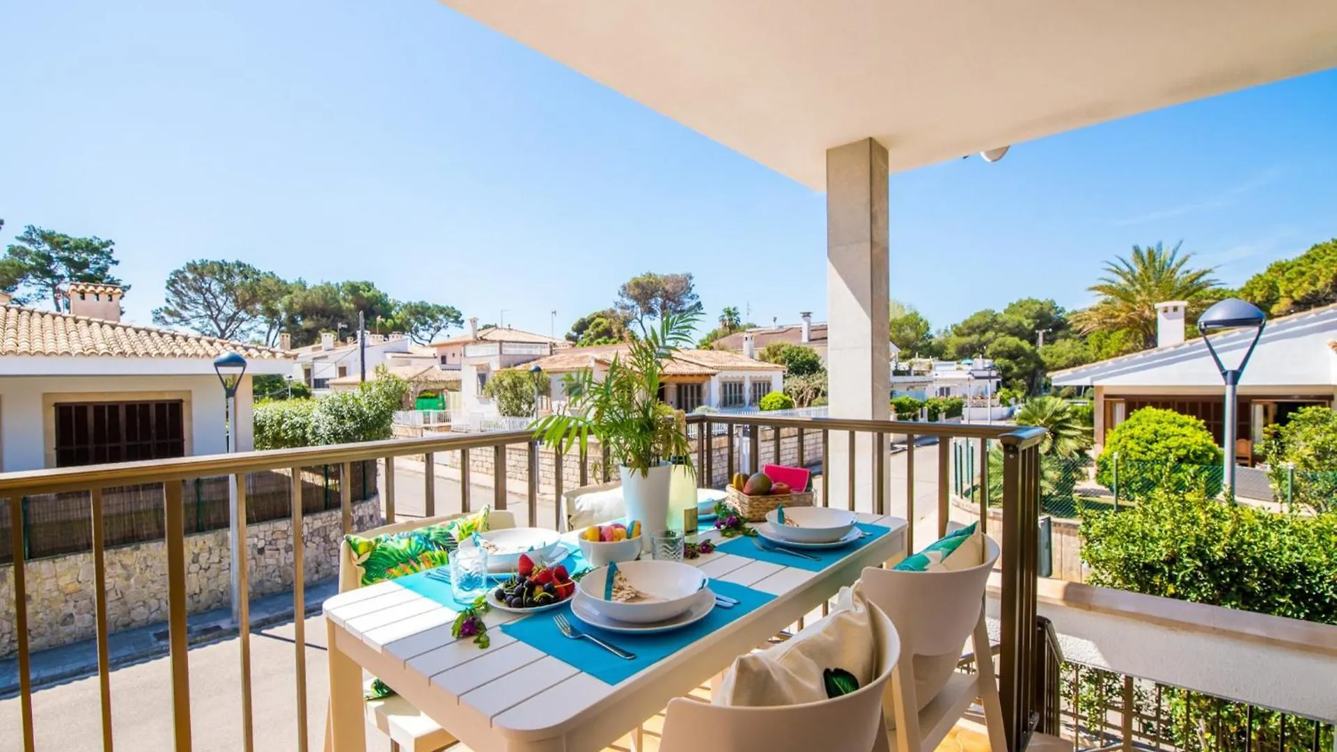 House In Mallorca Near Playa Muro Beach 穆罗海滩
